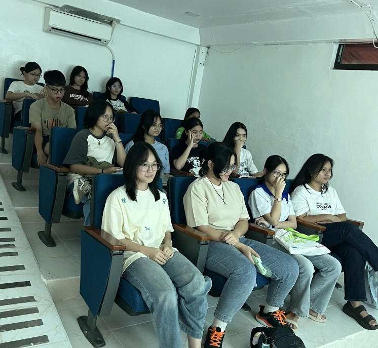 thoi-gian-bieu-trai-he-english-fella-2