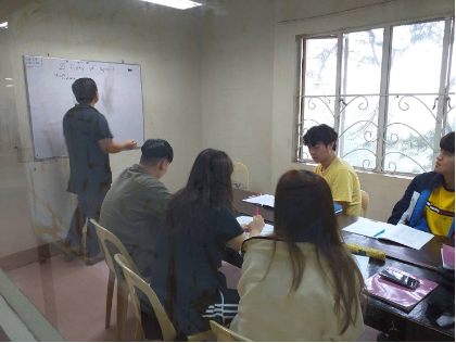 Phỏng vấn học viên đang theo học tại HELP Longlong (Trường Anh ngữ theo mô hình Sparta)